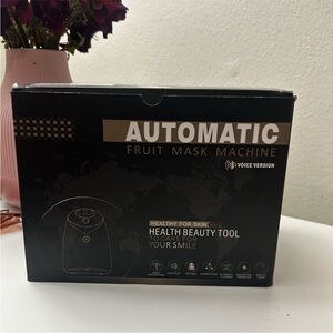 Automatic Fruit Mask Machine - Black